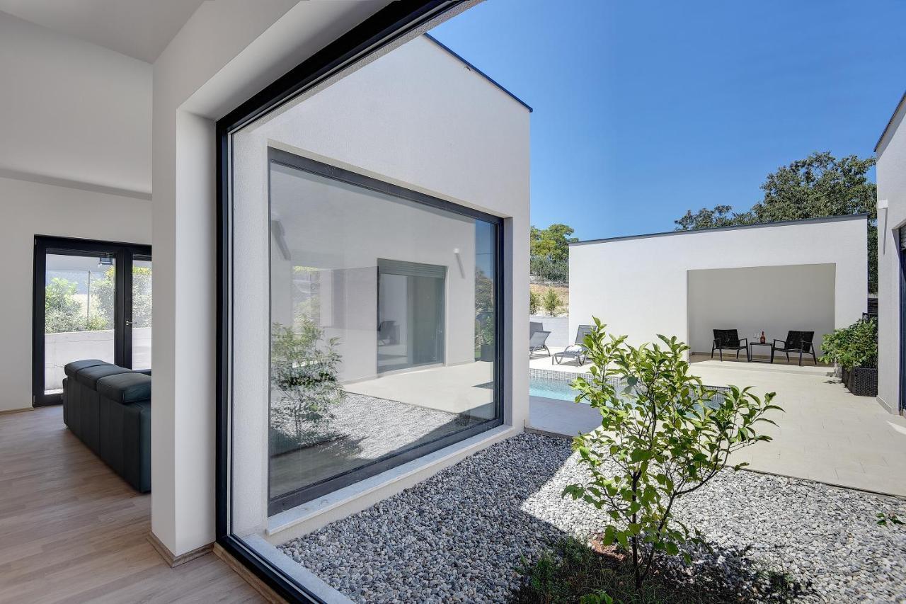 Vila Nauta - Luxury In Vintijan, Near Pula Exteriör bild